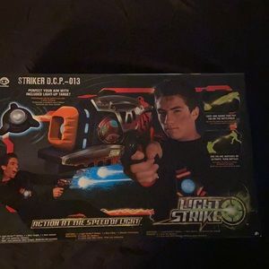 Wowwee Light strike Laser Tag